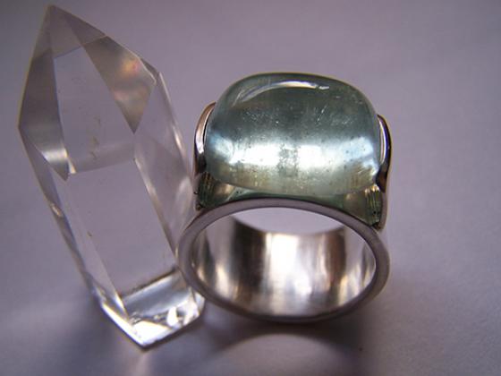 Ring 005